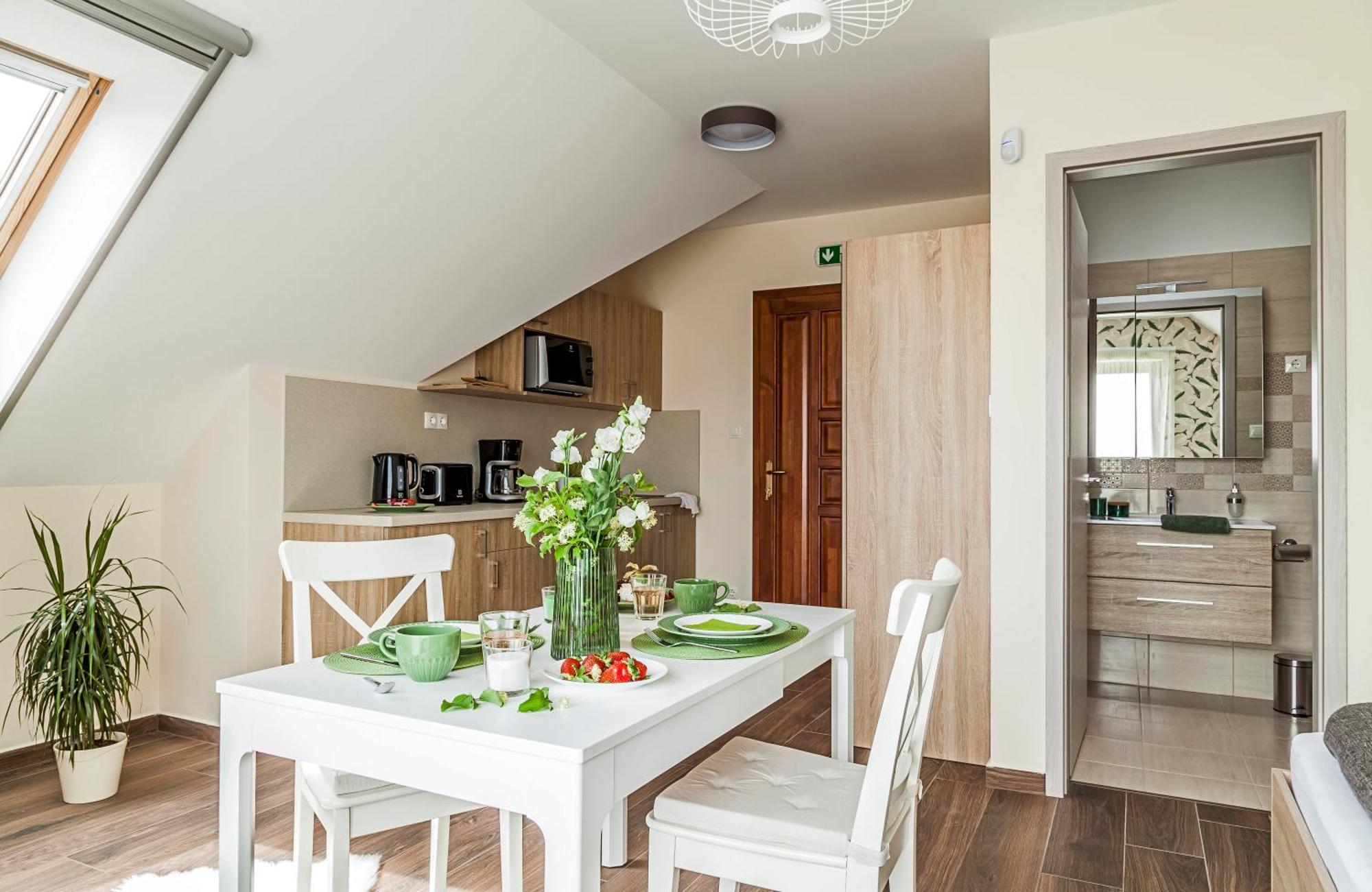 טיהאני Pilger Apartments מראה חיצוני תמונה