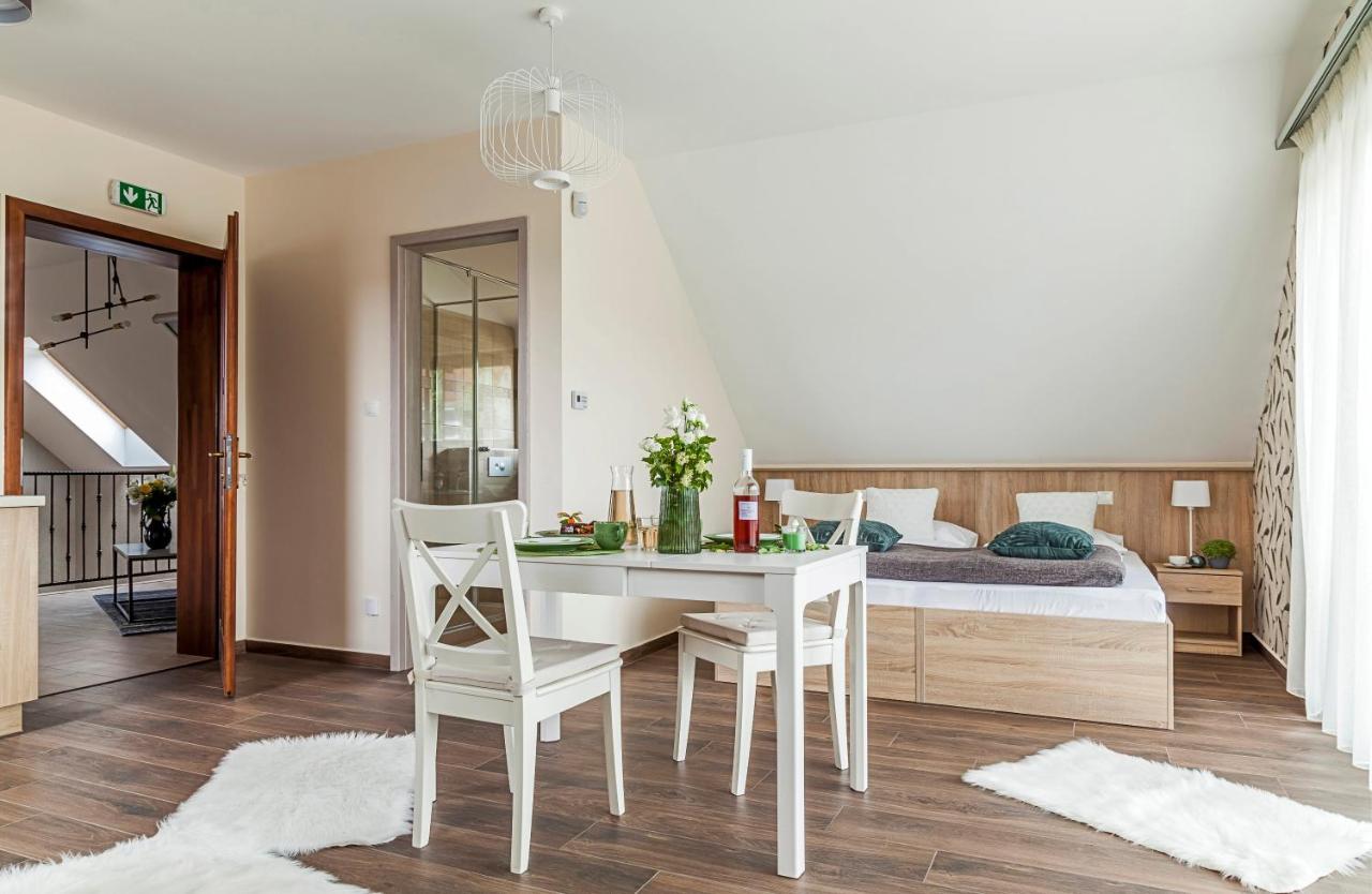 טיהאני Pilger Apartments מראה חיצוני תמונה