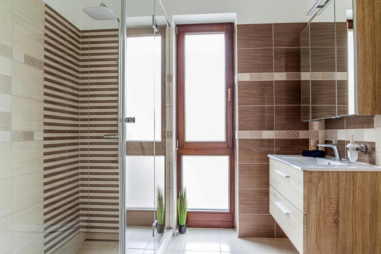 טיהאני Pilger Apartments מראה חיצוני תמונה