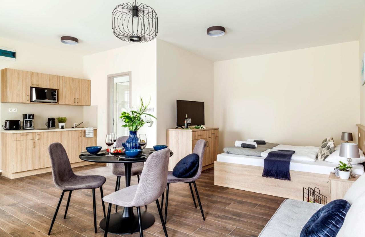 טיהאני Pilger Apartments מראה חיצוני תמונה